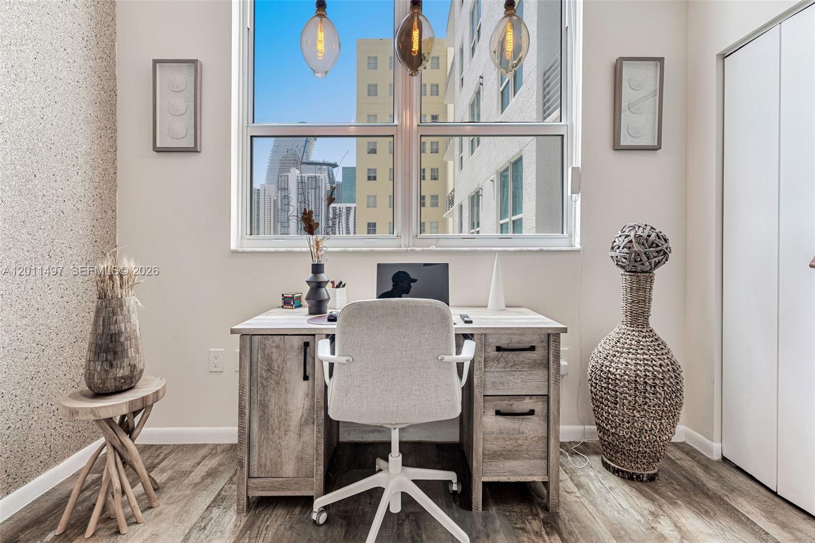 133 NE 2nd Ave #1208, Miami FL 33132