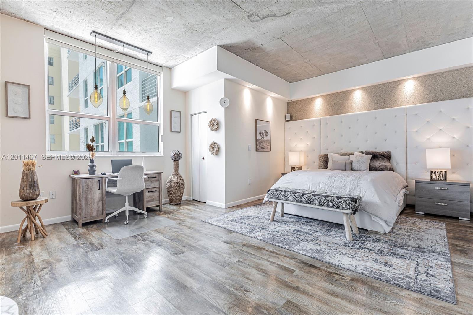 133 NE 2nd Ave #1208, Miami FL 33132