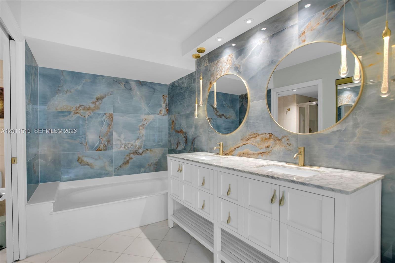 3530 Mystic Pointe Dr #214, Aventura FL 33180
