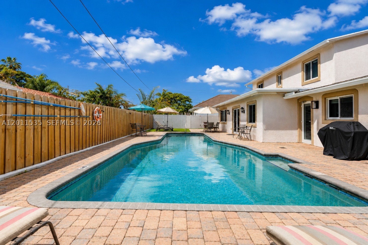 1660 NE 25th Ave, Pompano Beach FL 33062