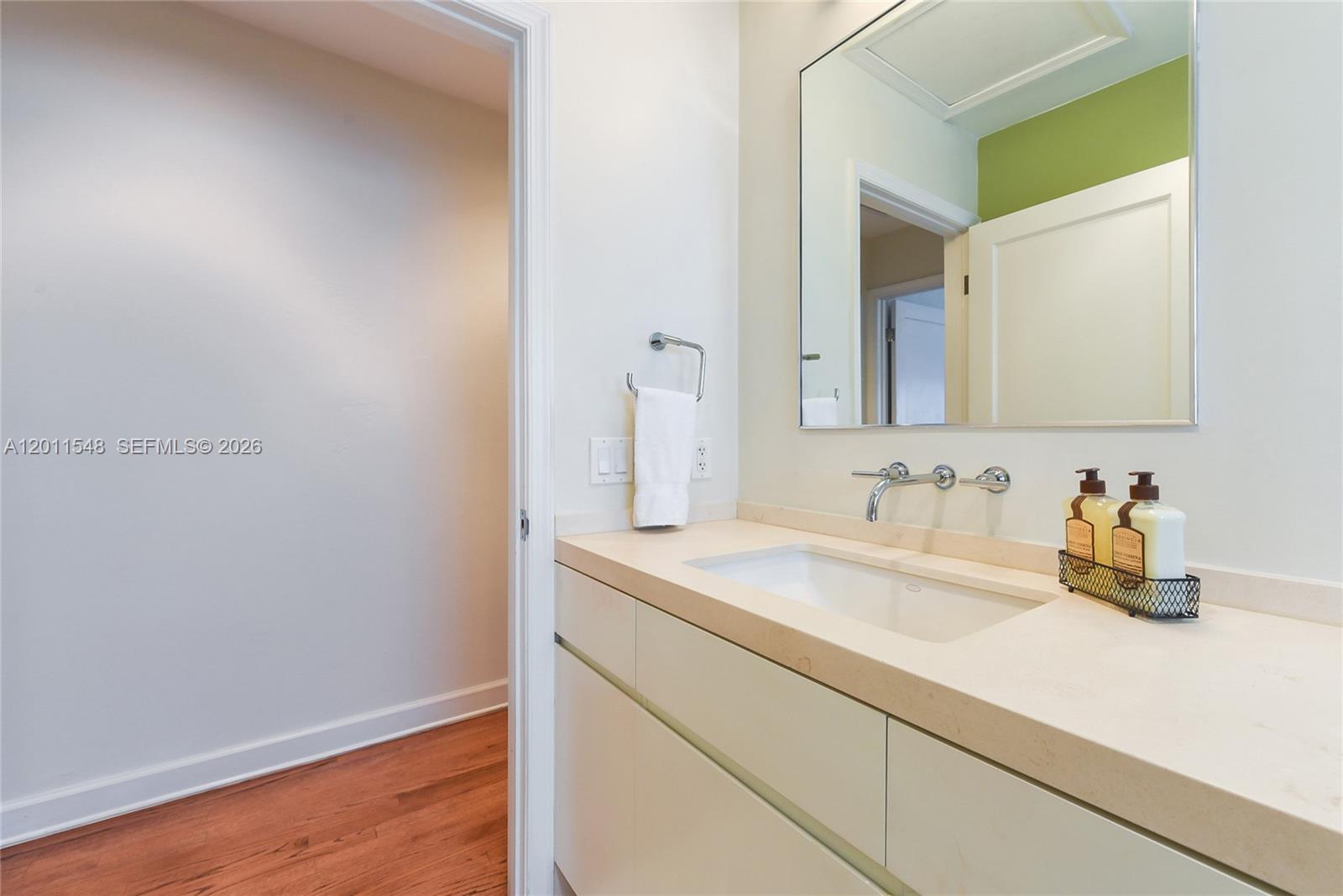 1111 Placetas Ave, Coral Gables FL 33146