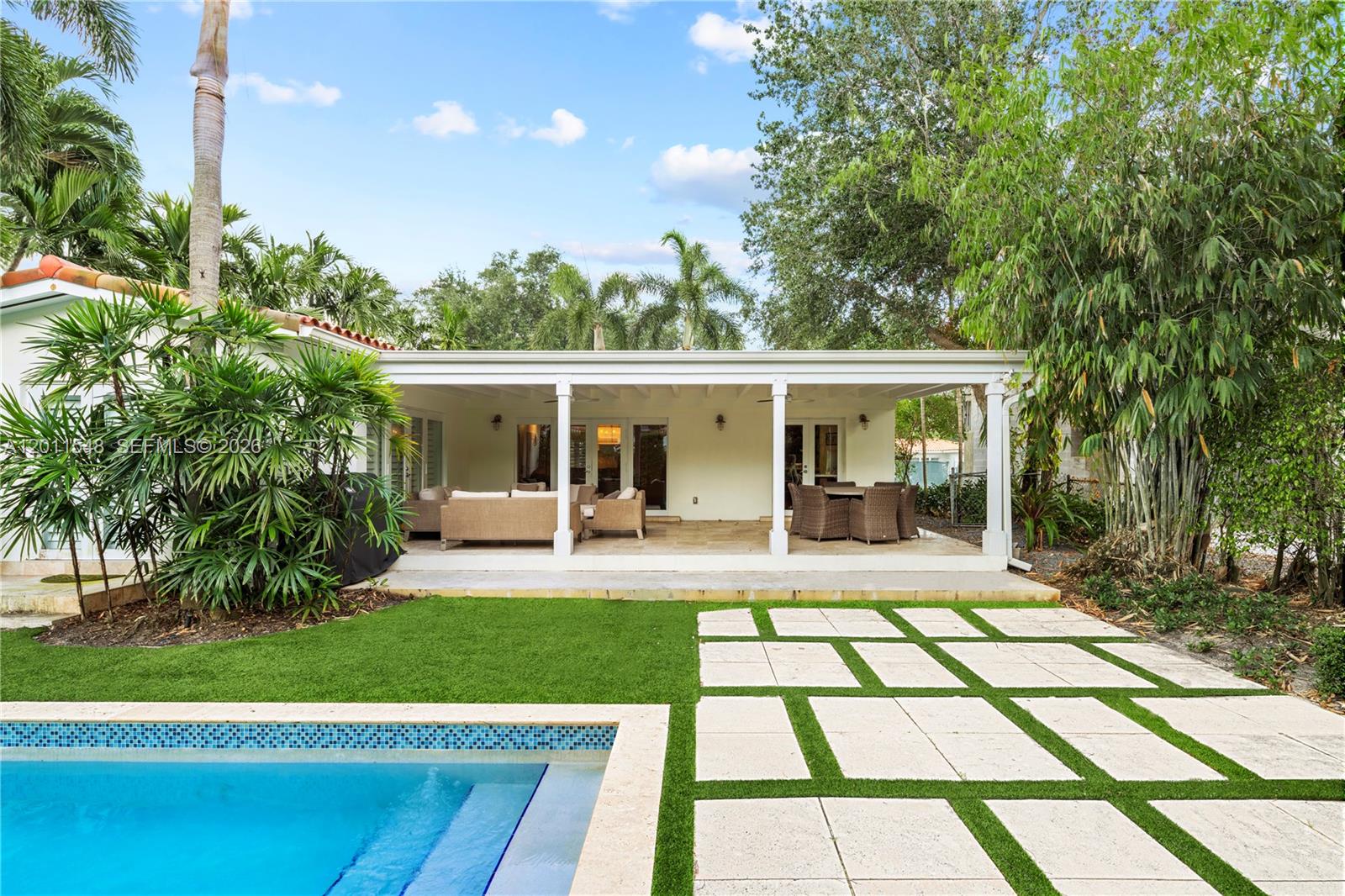 1111 Placetas Ave, Coral Gables FL 33146