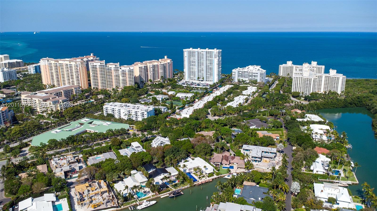881 Ocean Dr #7D, Key Biscayne FL 33149