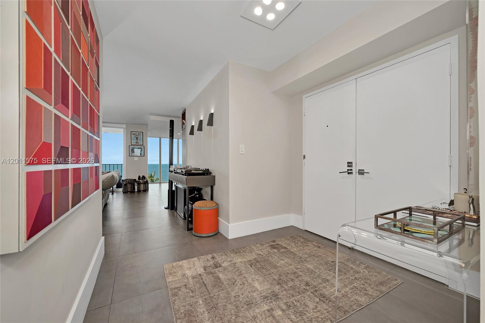 881 Ocean Dr #7D, Key Biscayne FL 33149