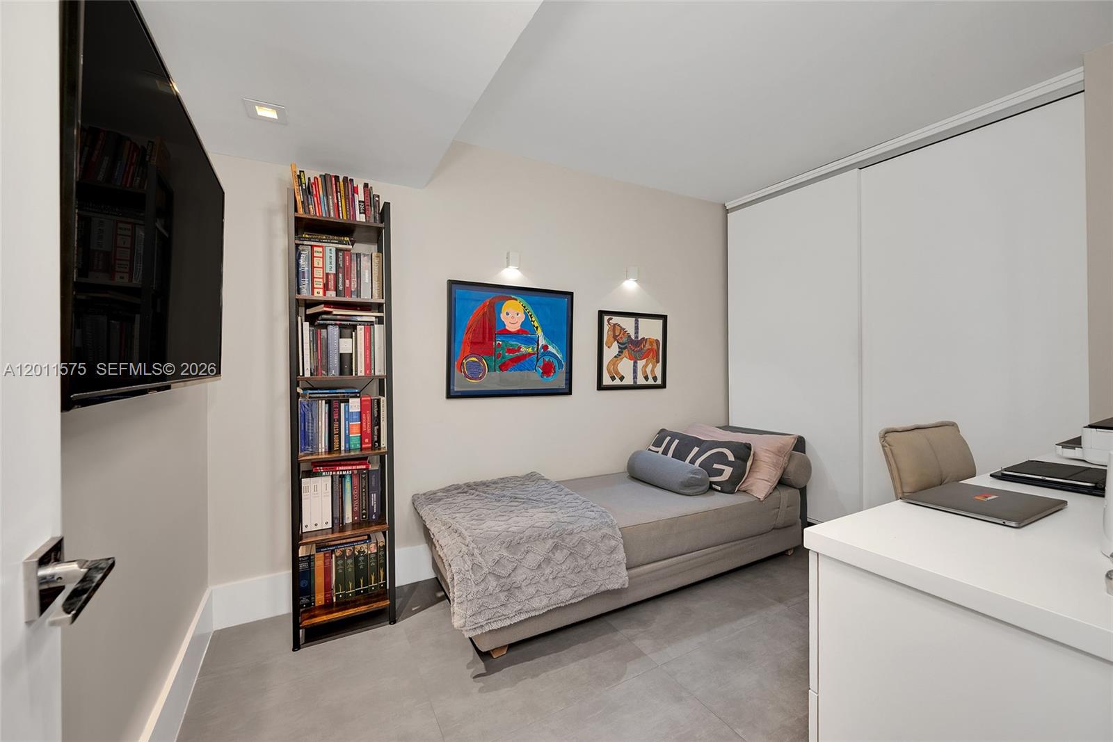 881 Ocean Dr #7D, Key Biscayne FL 33149