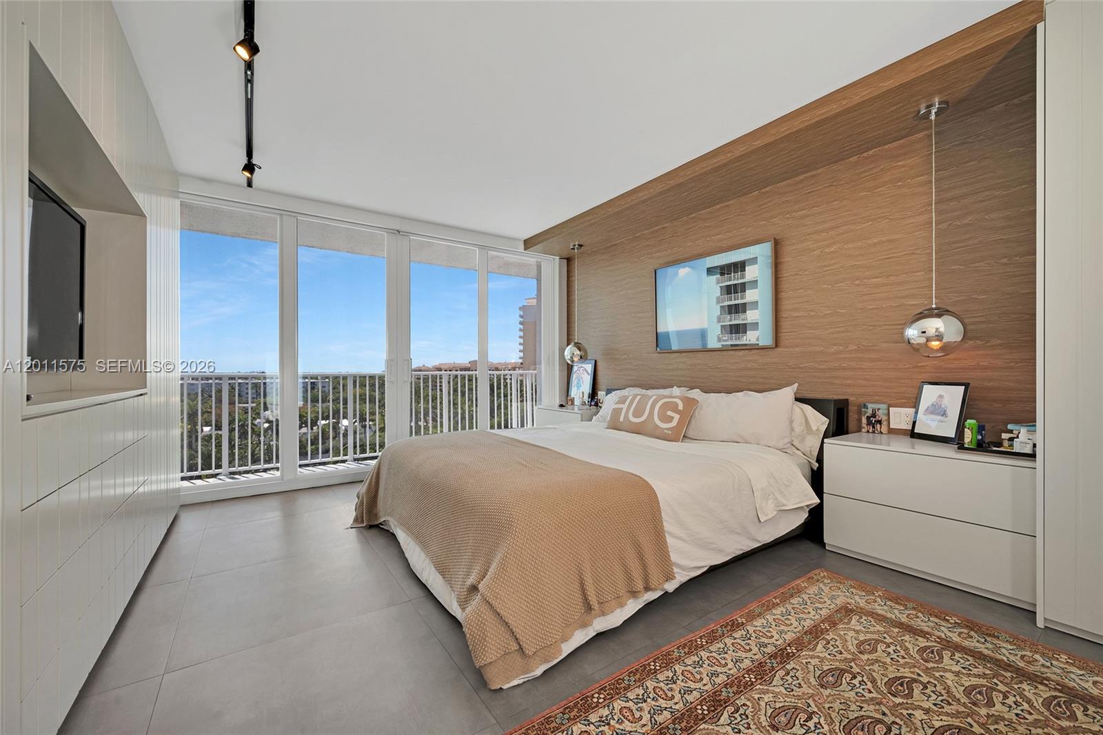 881 Ocean Dr #7D, Key Biscayne FL 33149