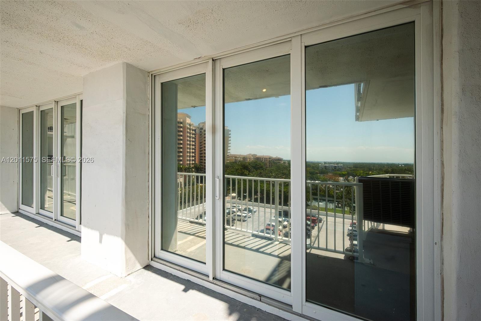 881 Ocean Dr #7D, Key Biscayne FL 33149
