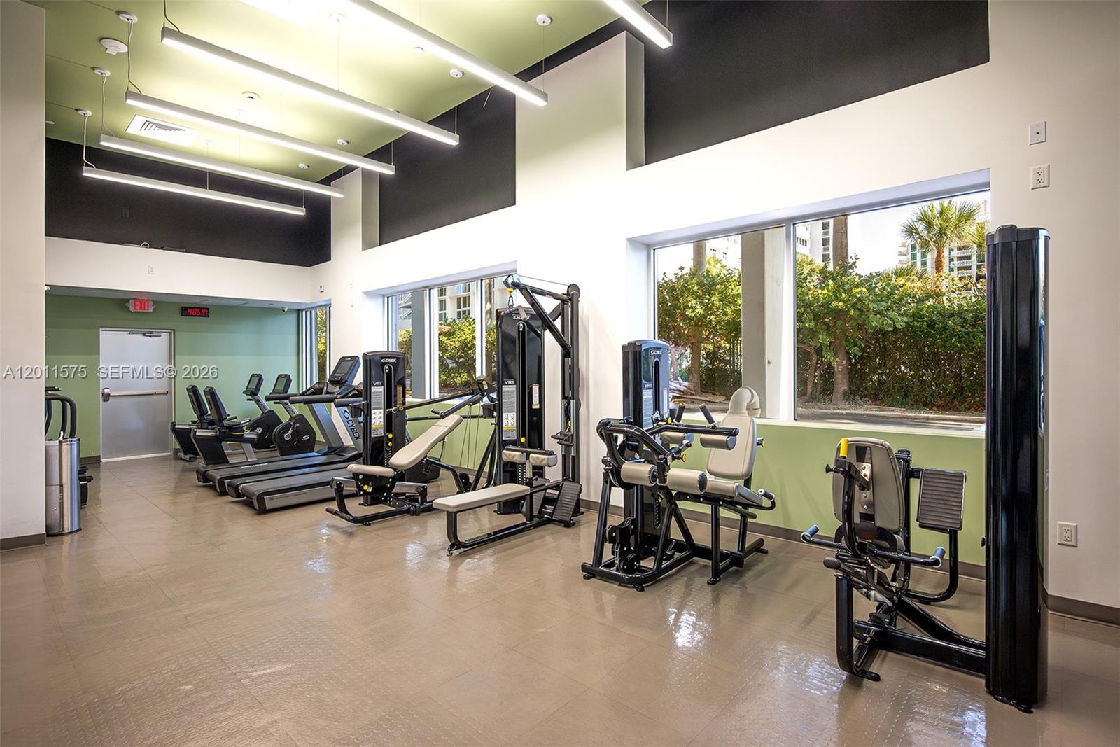 881 Ocean Dr #7D, Key Biscayne FL 33149