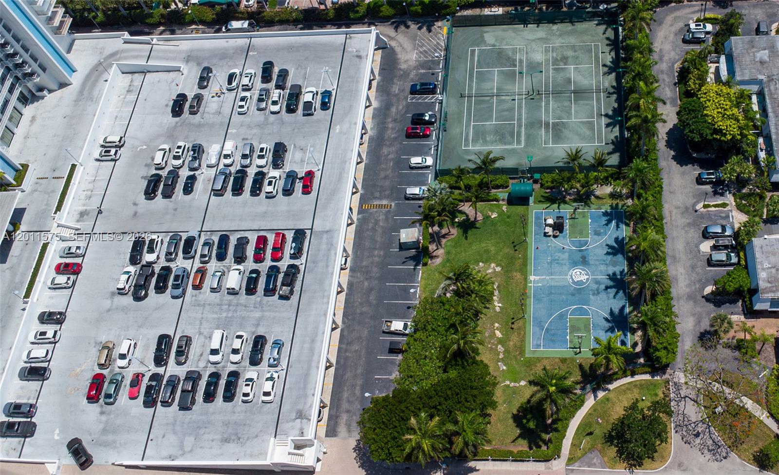 881 Ocean Dr #7D, Key Biscayne FL 33149
