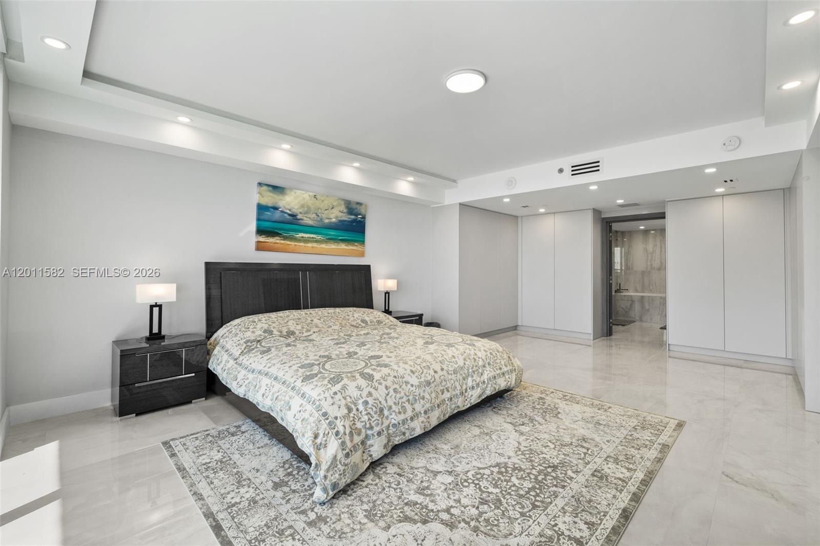 1830 S Ocean Dr #1002, Hallandale Beach FL 33009