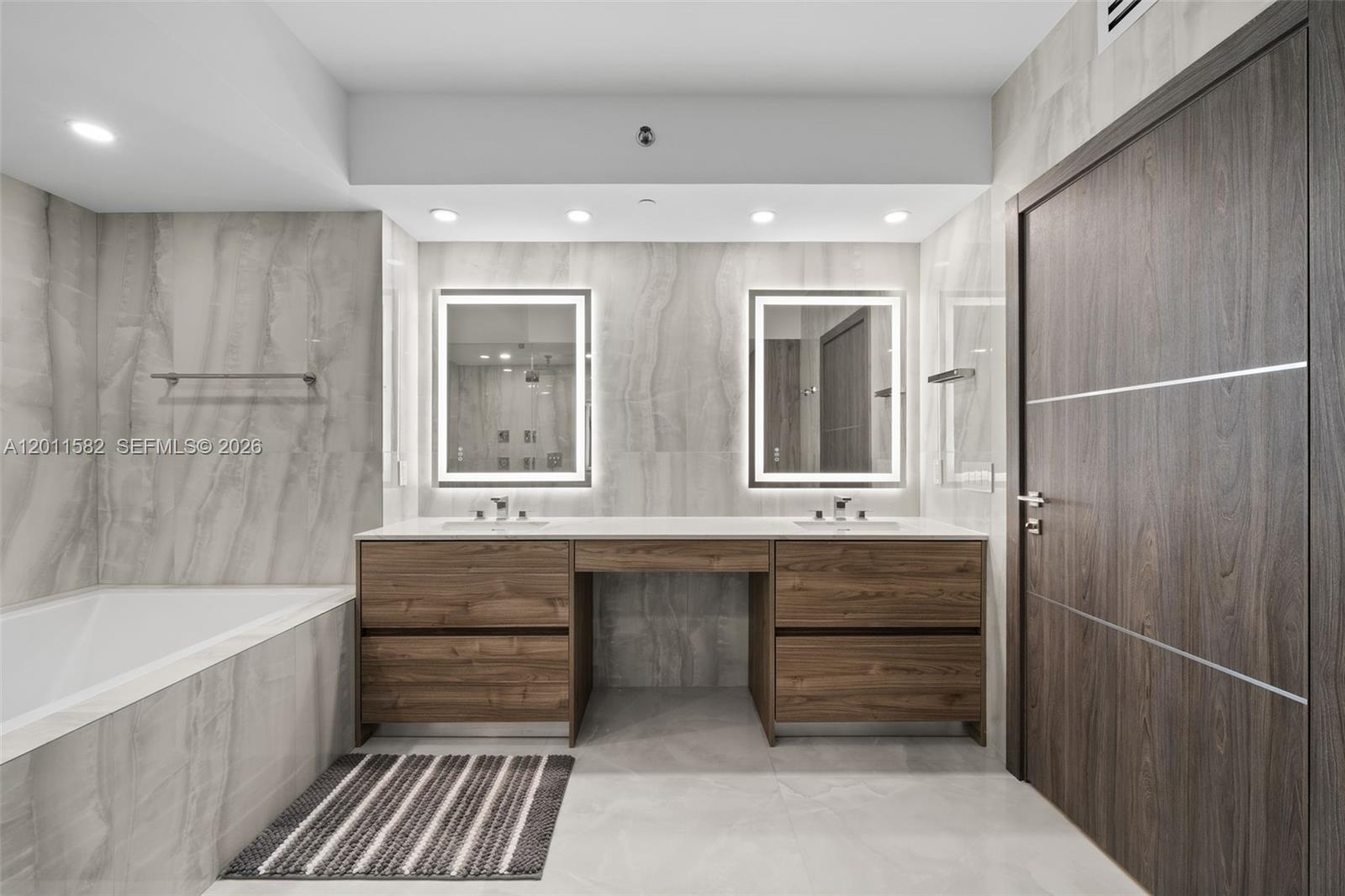 1830 S Ocean Dr #1002, Hallandale Beach FL 33009