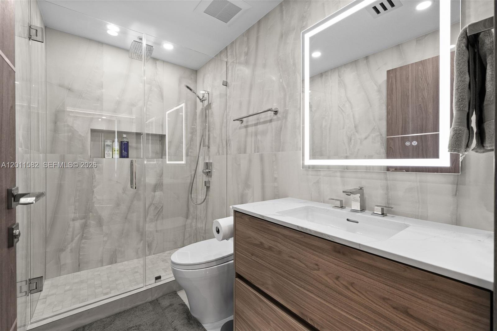 1830 S Ocean Dr #1002, Hallandale Beach FL 33009
