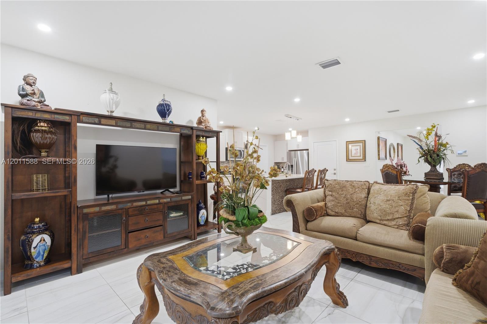 439 NE 6th Pl, Florida City FL 33034