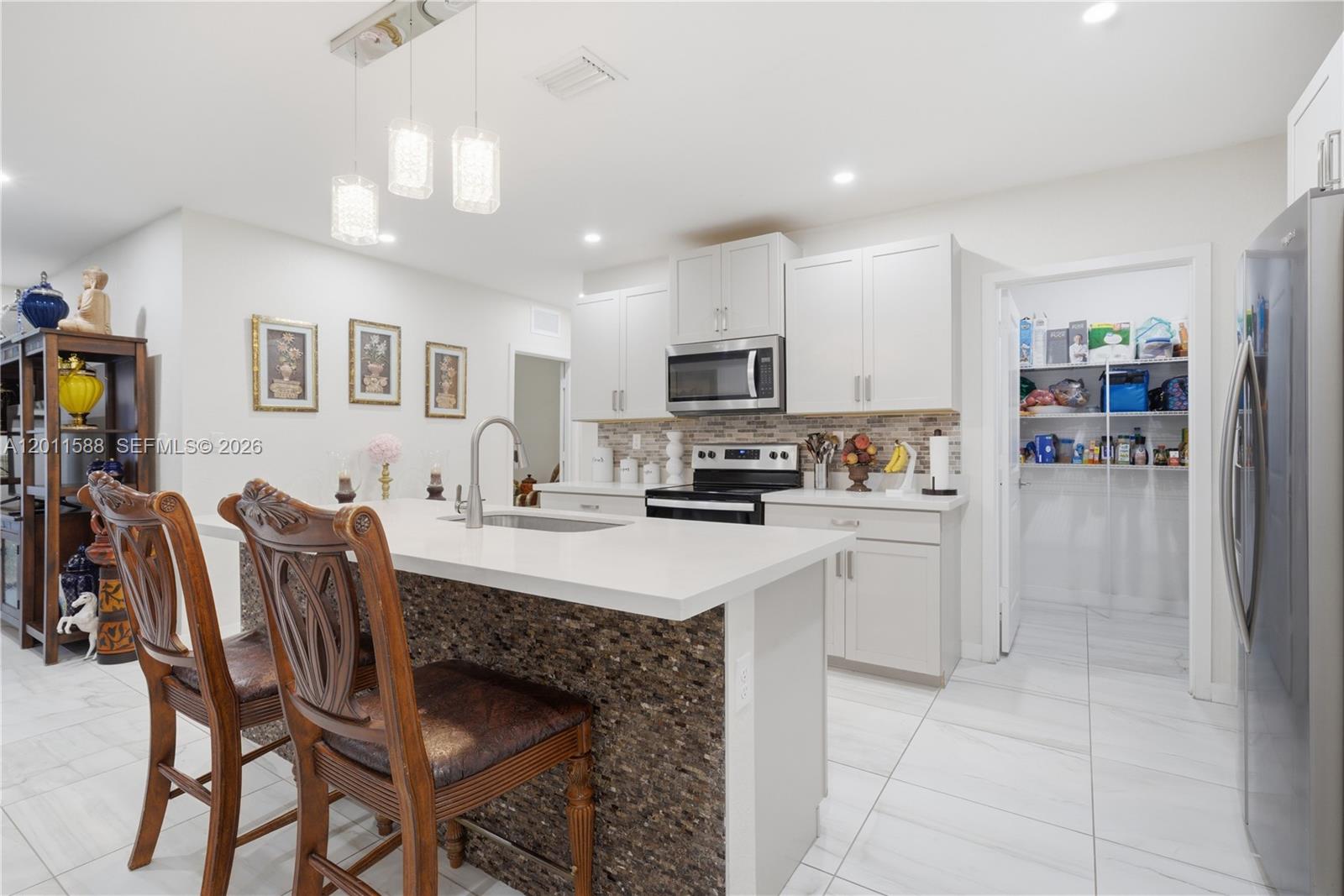 439 NE 6th Pl, Florida City FL 33034