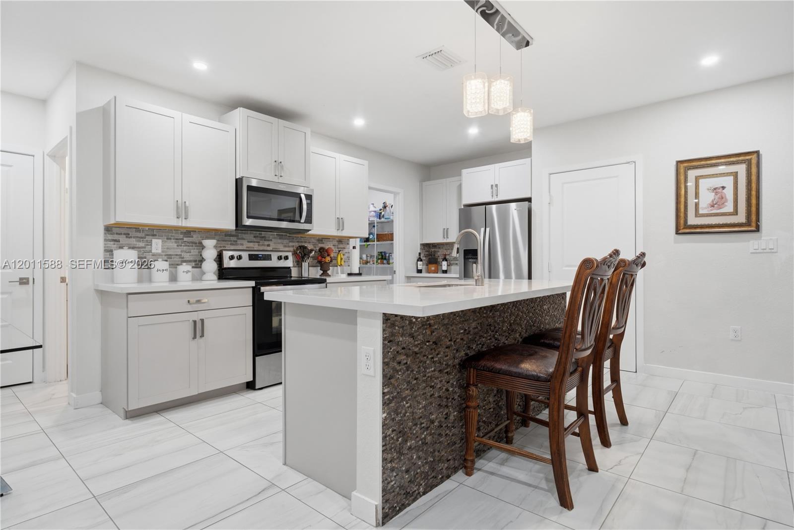 439 NE 6th Pl, Florida City FL 33034