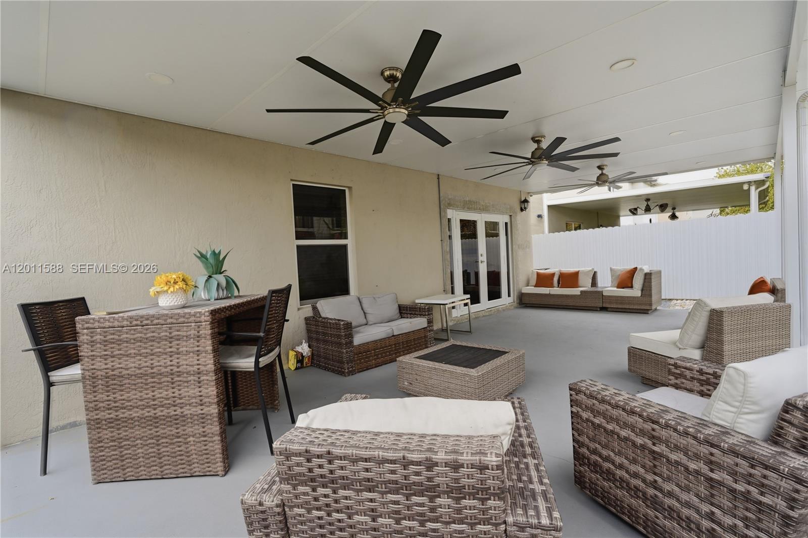 439 NE 6th Pl, Florida City FL 33034