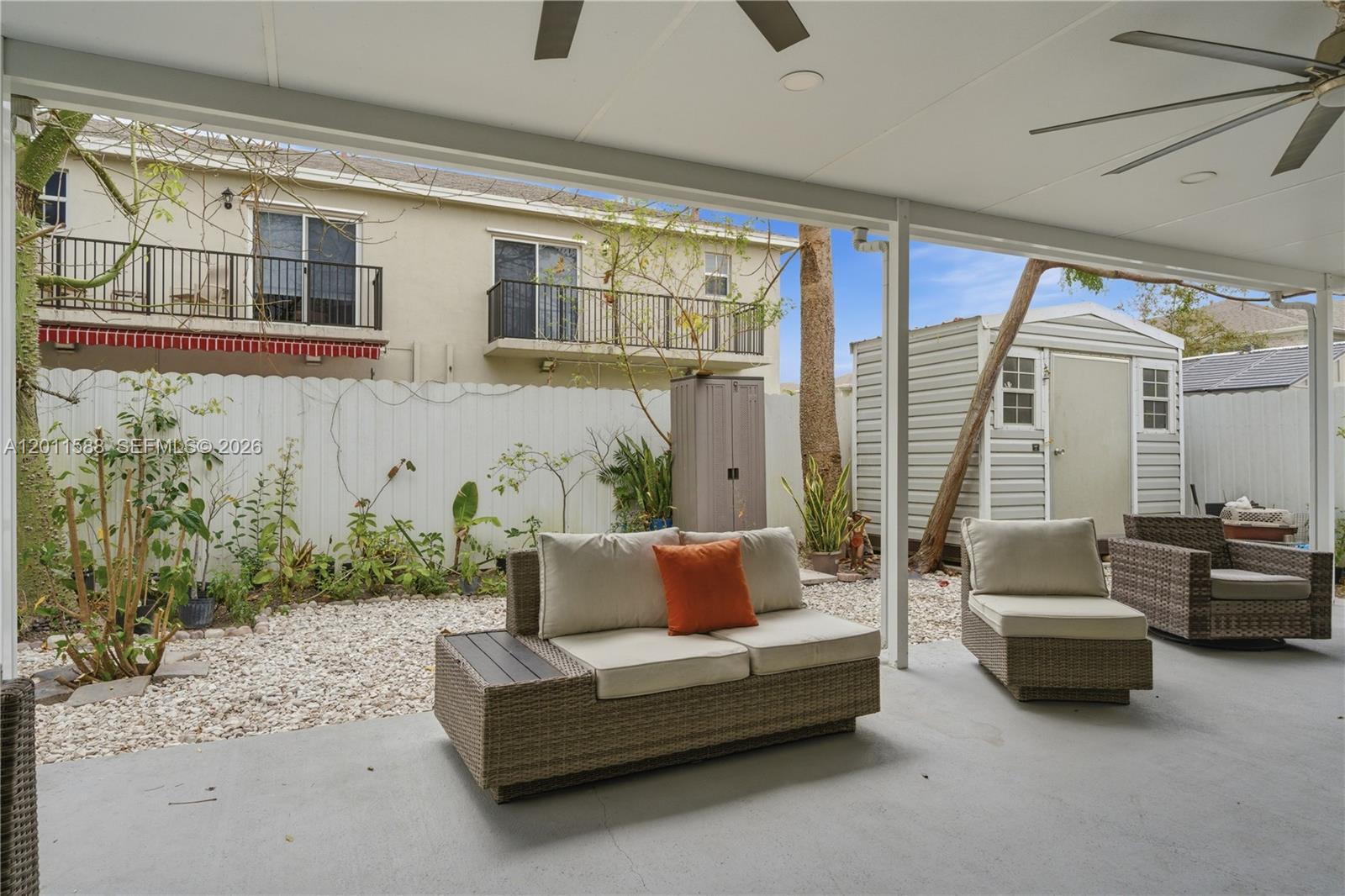 439 NE 6th Pl, Florida City FL 33034