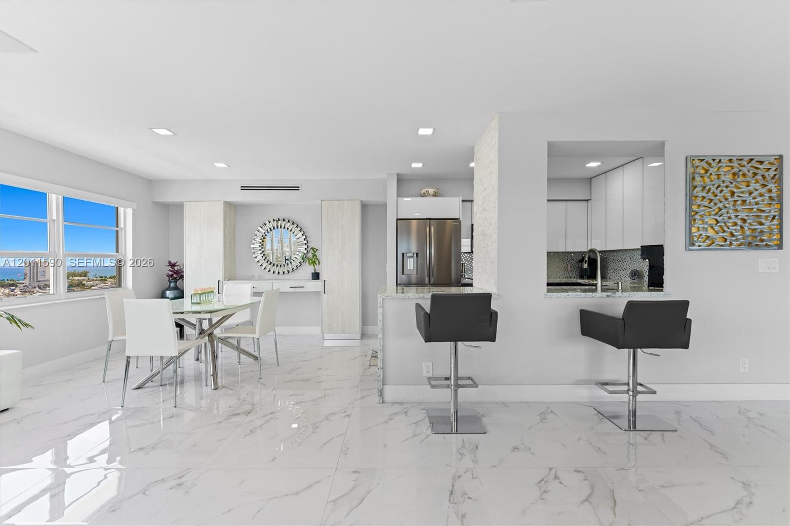 340 Sunset Dr #1810, Fort Lauderdale FL 33301