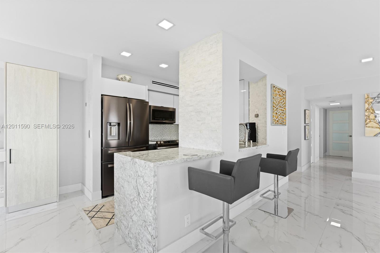 340 Sunset Dr #1810, Fort Lauderdale FL 33301