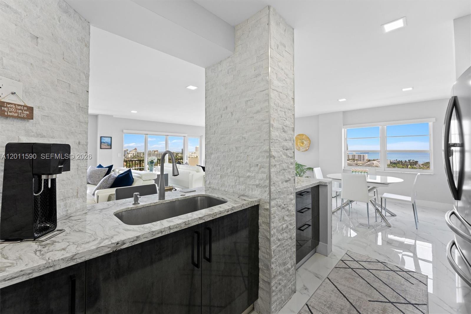 340 Sunset Dr #1810, Fort Lauderdale FL 33301