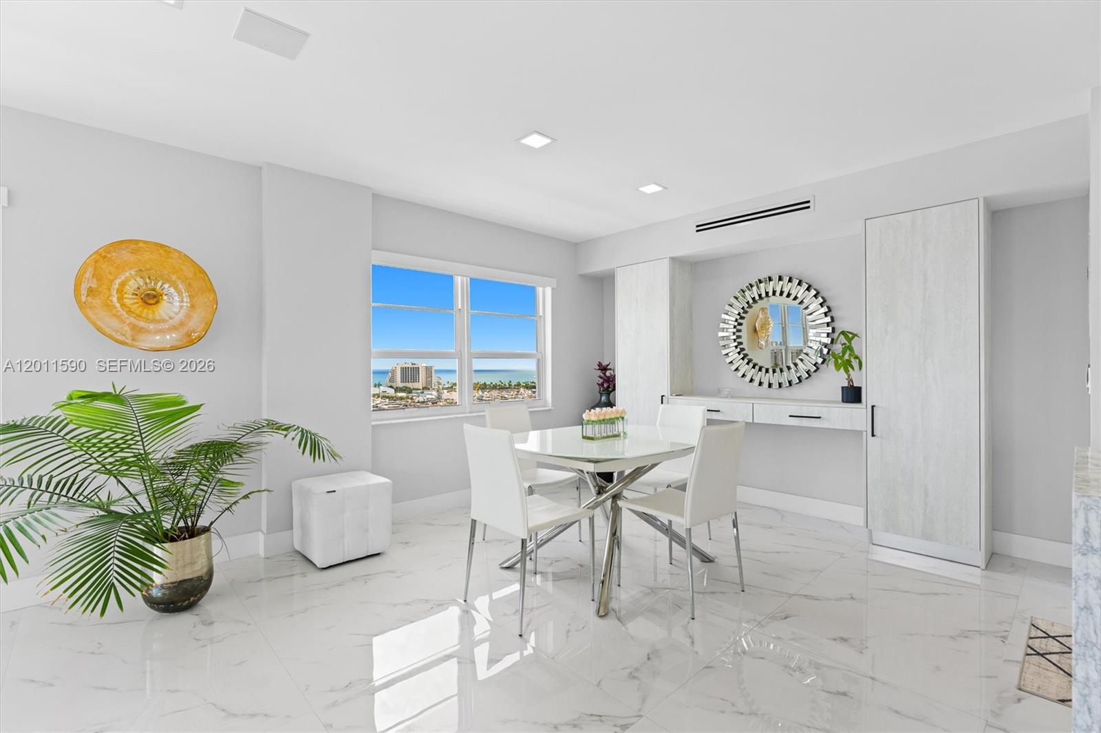 340 Sunset Dr #1810, Fort Lauderdale FL 33301