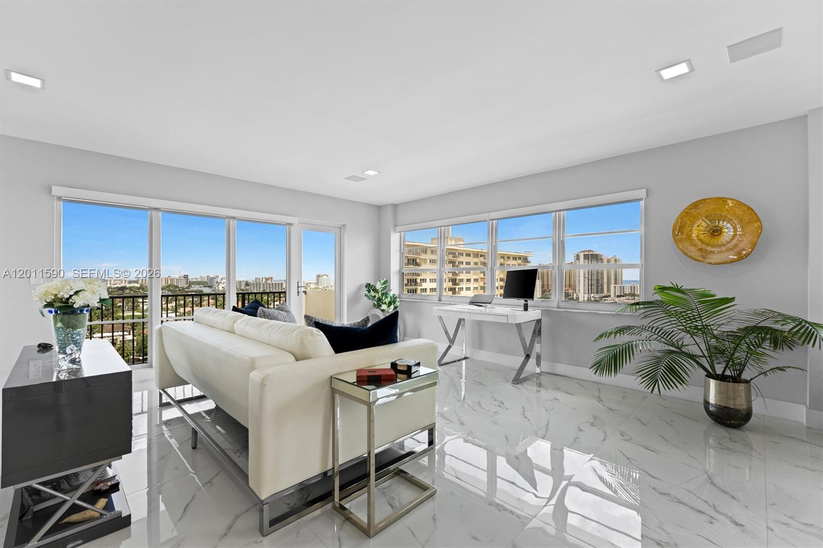 340 Sunset Dr #1810, Fort Lauderdale FL 33301