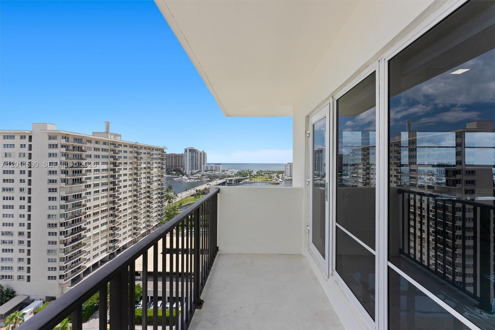 340 Sunset Dr #1810, Fort Lauderdale FL 33301