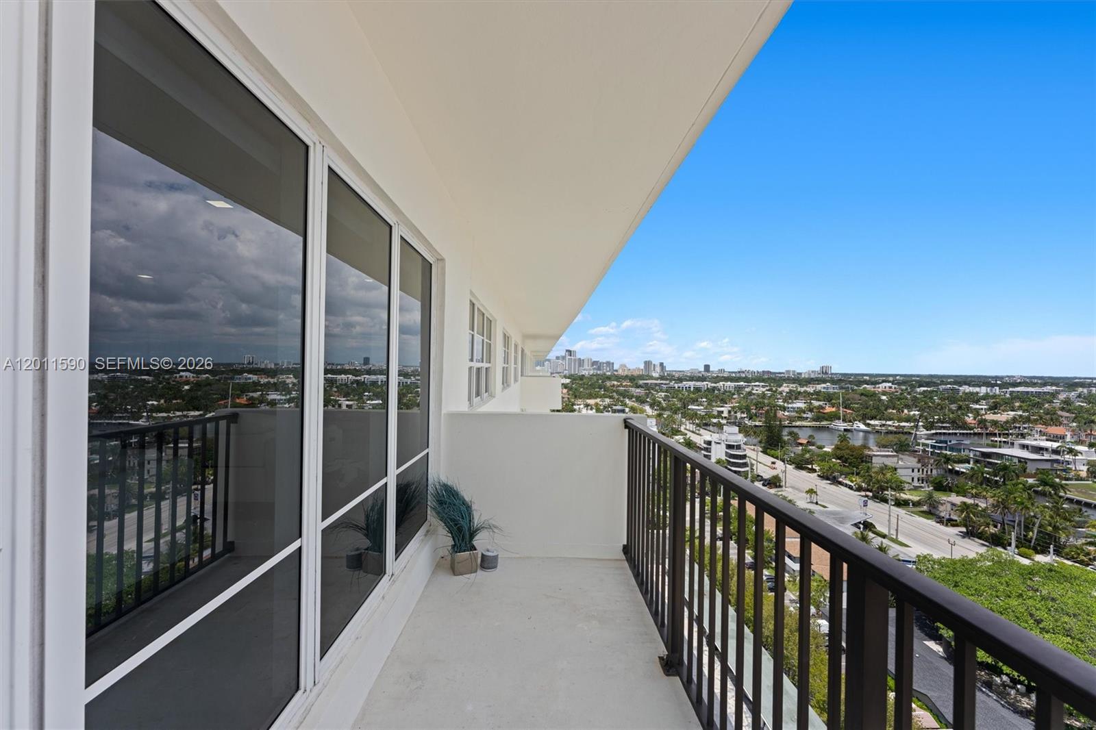 340 Sunset Dr #1810, Fort Lauderdale FL 33301