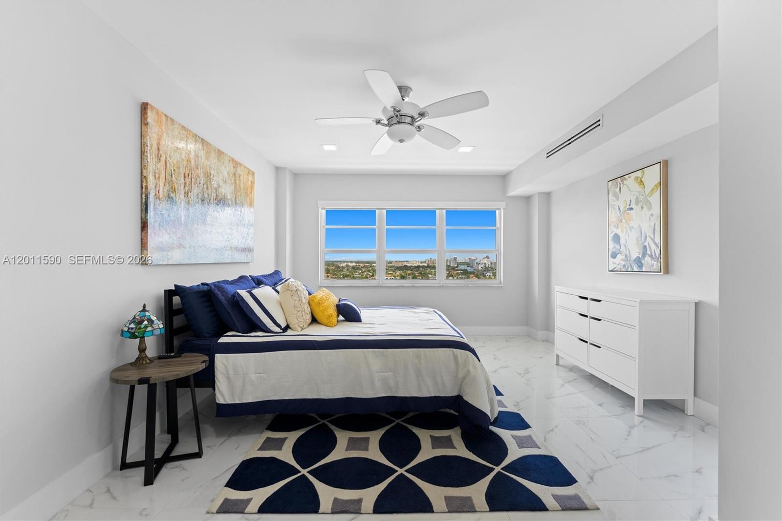 340 Sunset Dr #1810, Fort Lauderdale FL 33301