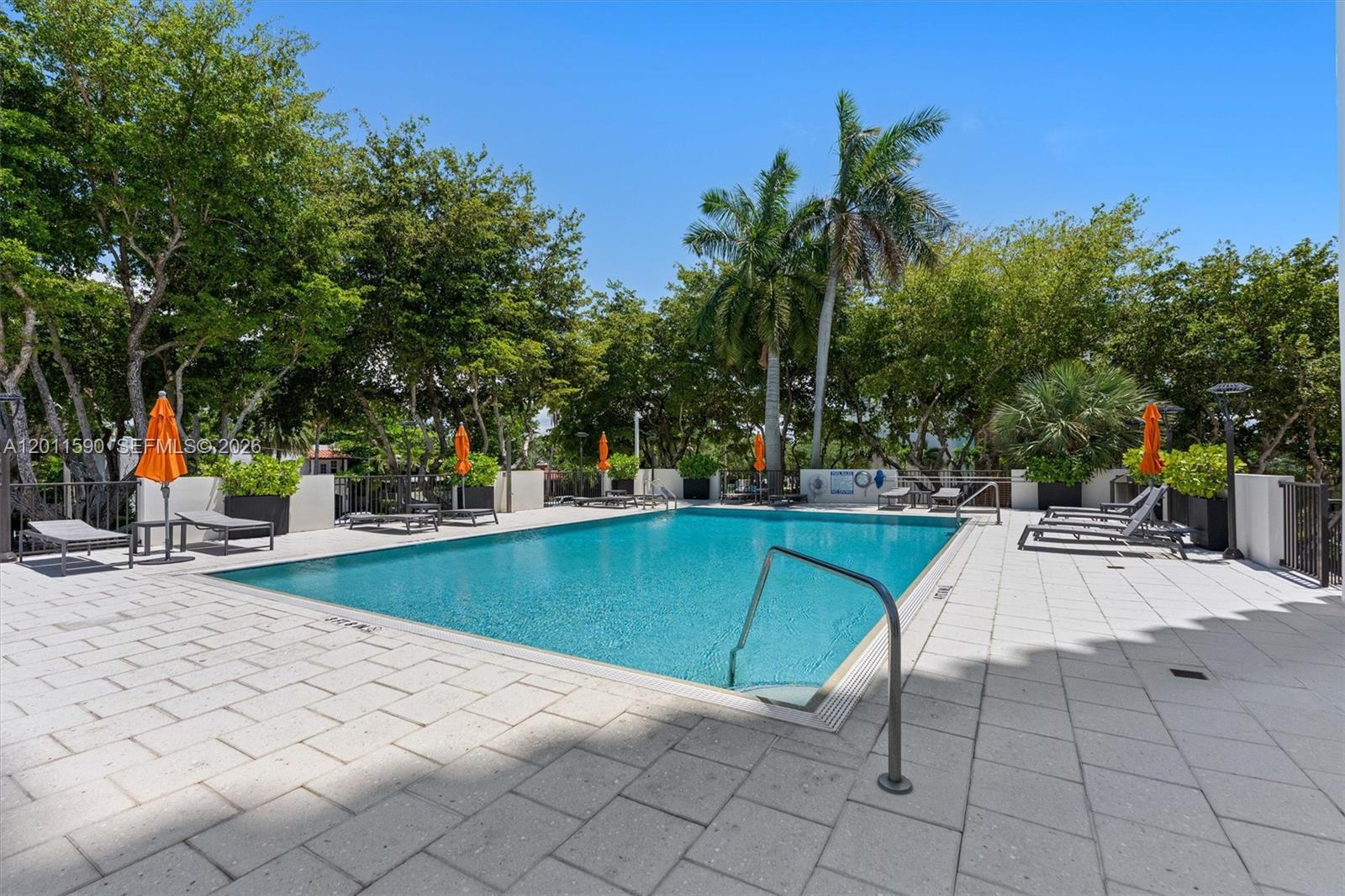340 Sunset Dr #1810, Fort Lauderdale FL 33301