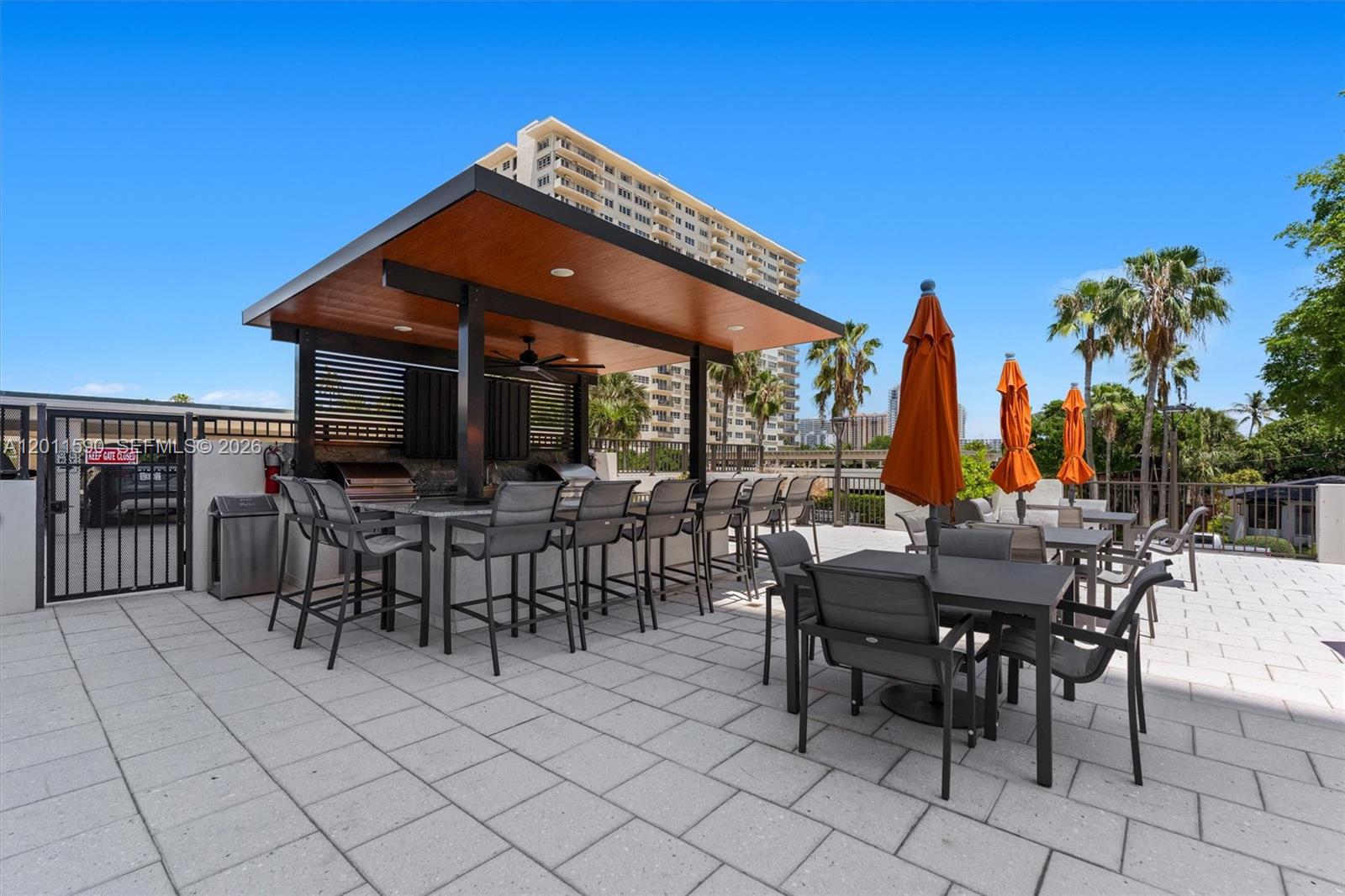 340 Sunset Dr #1810, Fort Lauderdale FL 33301