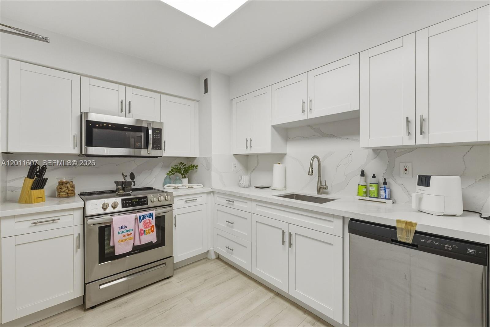 9195 Collins Ave #404, Surfside FL 33154