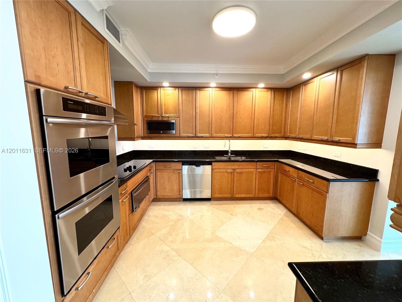 3201 NE 183rd St #1805, Aventura FL 33160