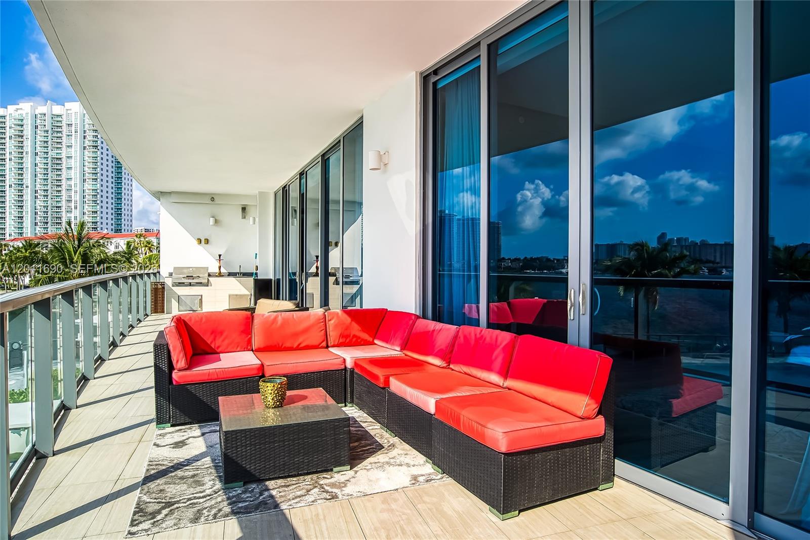 3300 NE 188th St #216, Aventura FL 33180