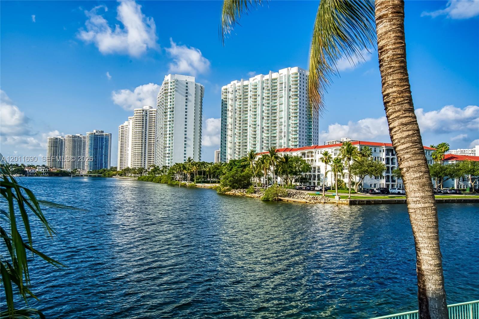 3300 NE 188th St #216, Aventura FL 33180