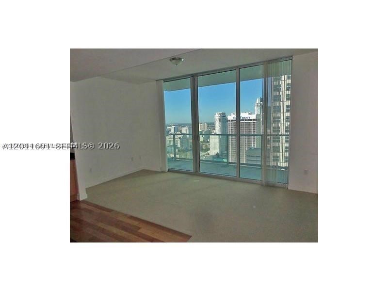 300 S Biscayne Blvd #T-2903, Miami FL 33131