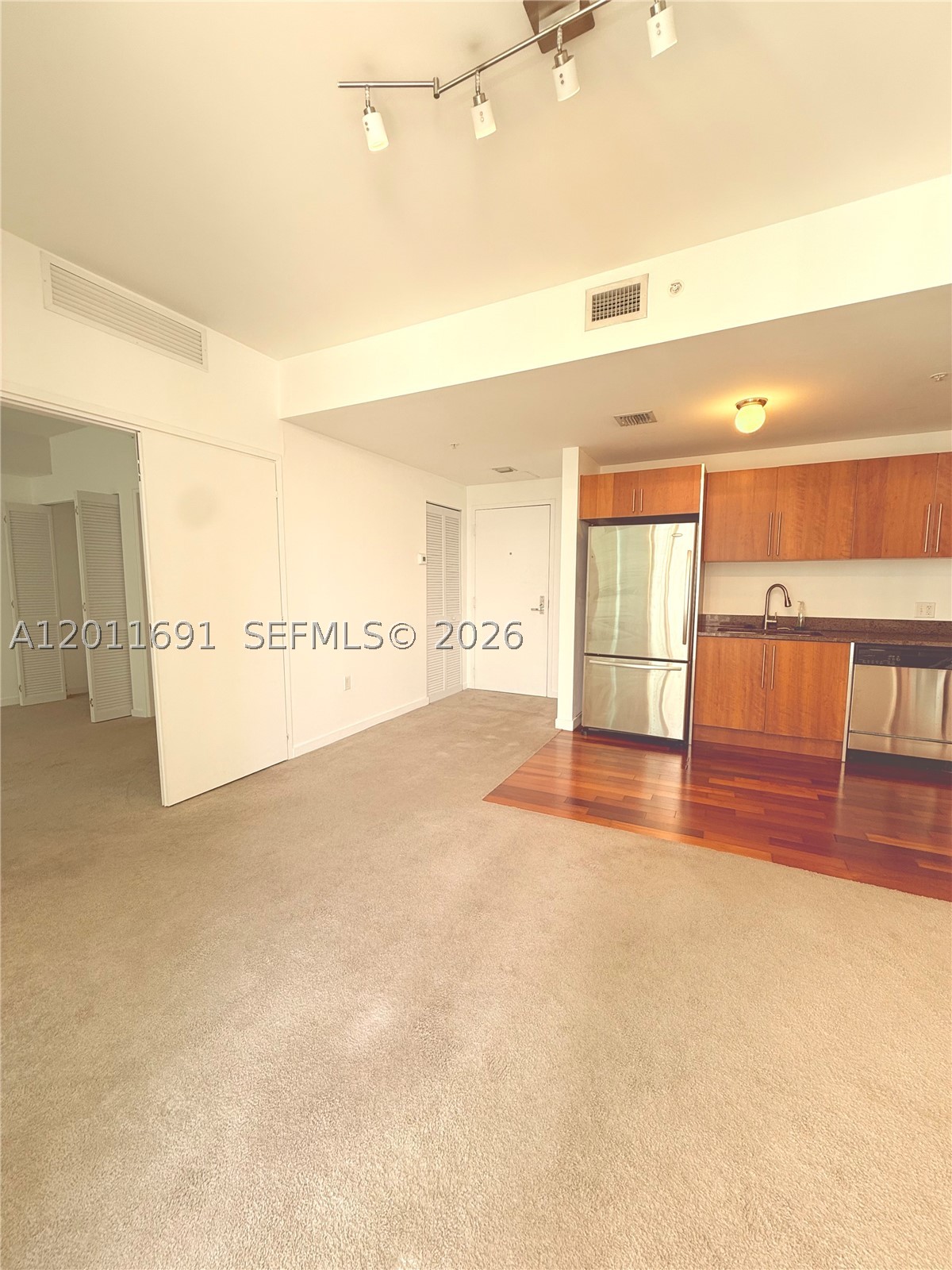 300 S Biscayne Blvd #T-2903, Miami FL 33131