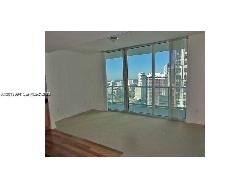 300 S Biscayne Blvd #T-2903, Miami FL 33131