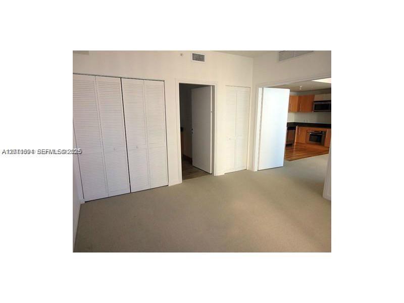300 S Biscayne Blvd #T-2903, Miami FL 33131