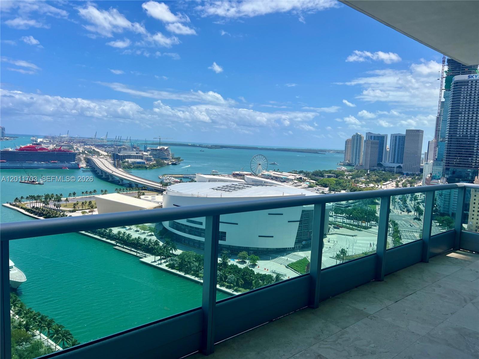 900 Biscayne Blvd #2904, Miami FL 33132