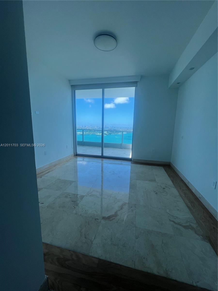 900 Biscayne Blvd #2904, Miami FL 33132