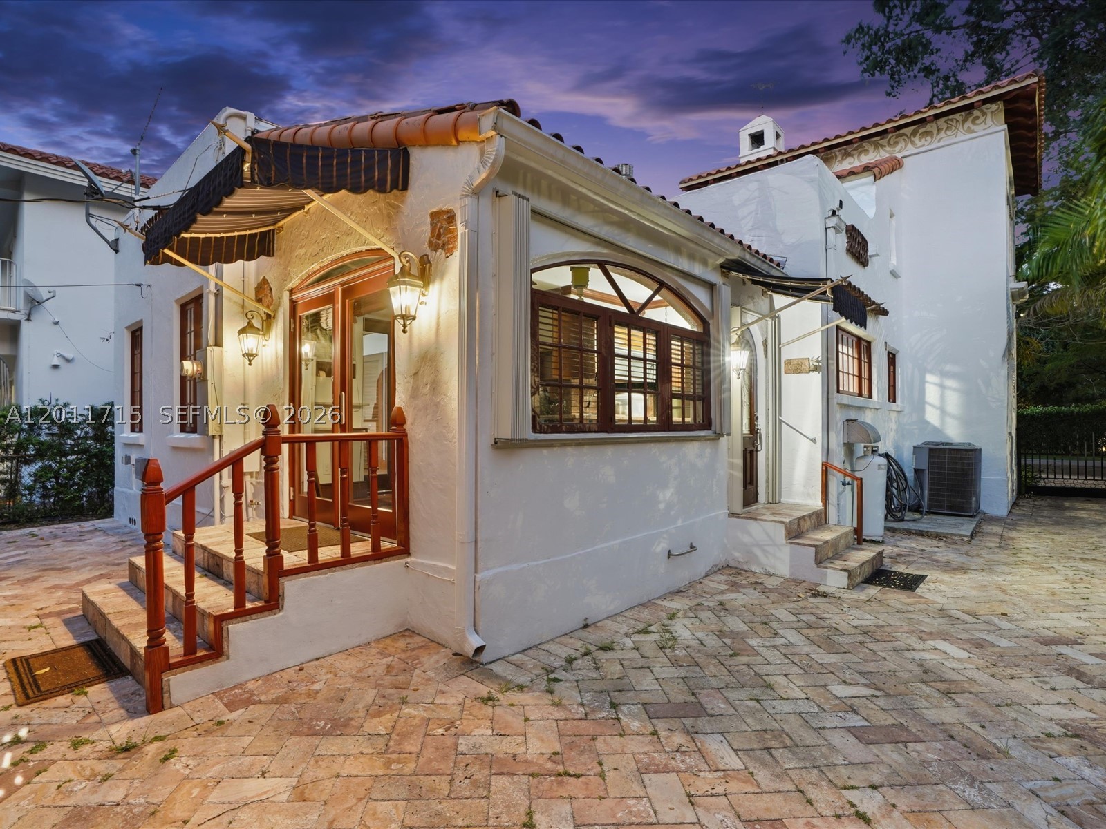 1137 Asturia Ave, Coral Gables FL 33134