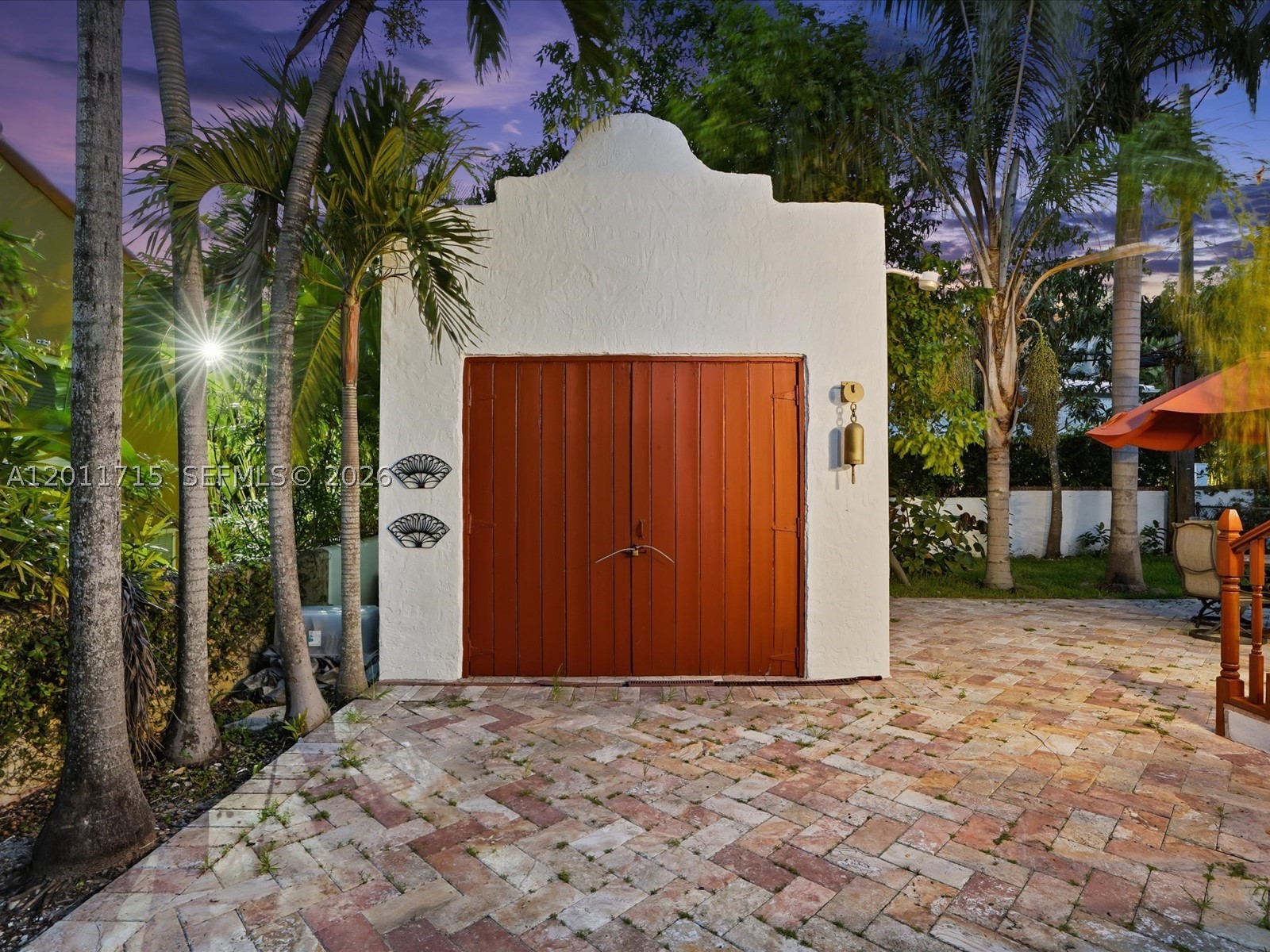 1137 Asturia Ave, Coral Gables FL 33134