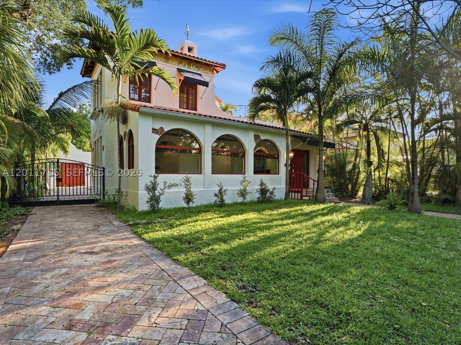 1137 Asturia Ave, Coral Gables FL 33134