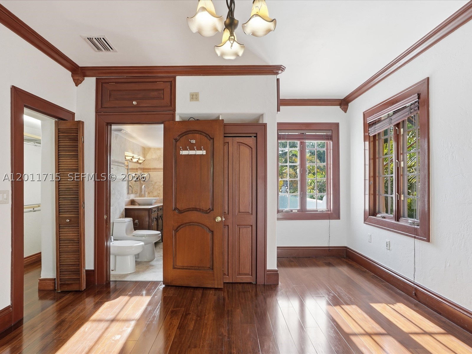 1137 Asturia Ave, Coral Gables FL 33134