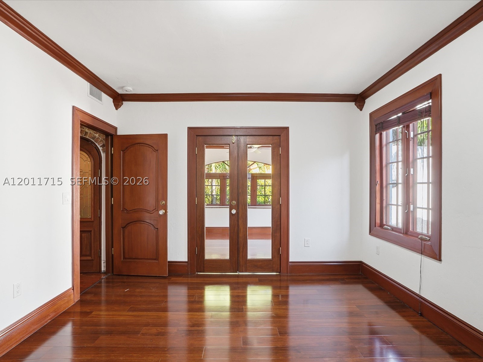 1137 Asturia Ave, Coral Gables FL 33134