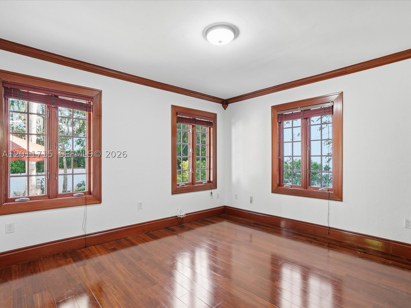 1137 Asturia Ave, Coral Gables FL 33134