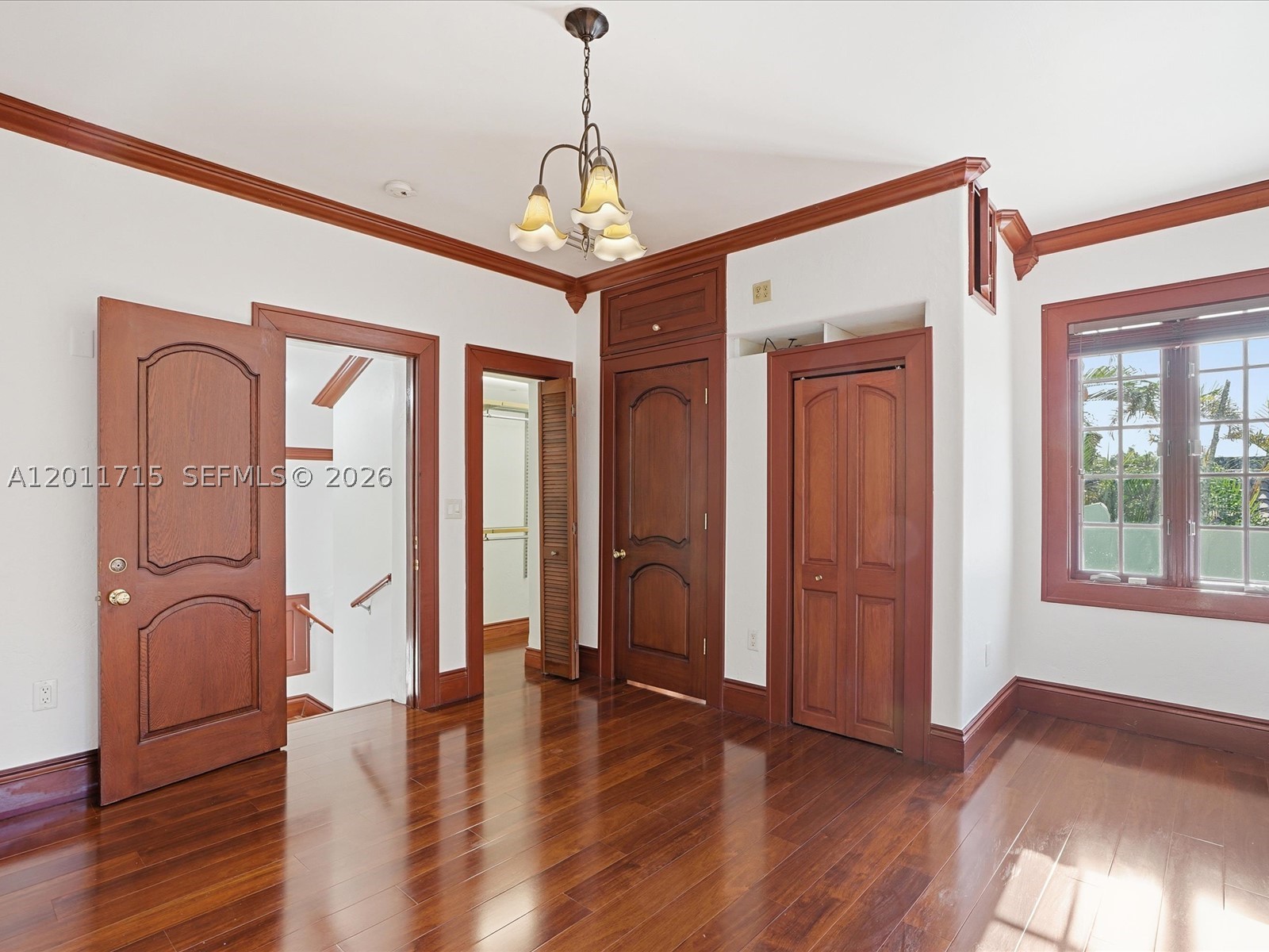 1137 Asturia Ave, Coral Gables FL 33134
