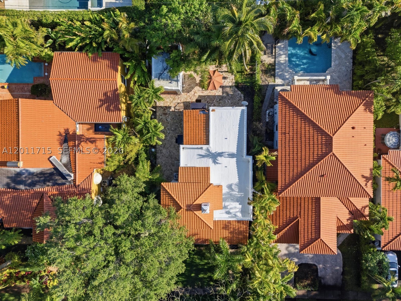 1137 Asturia Ave, Coral Gables FL 33134