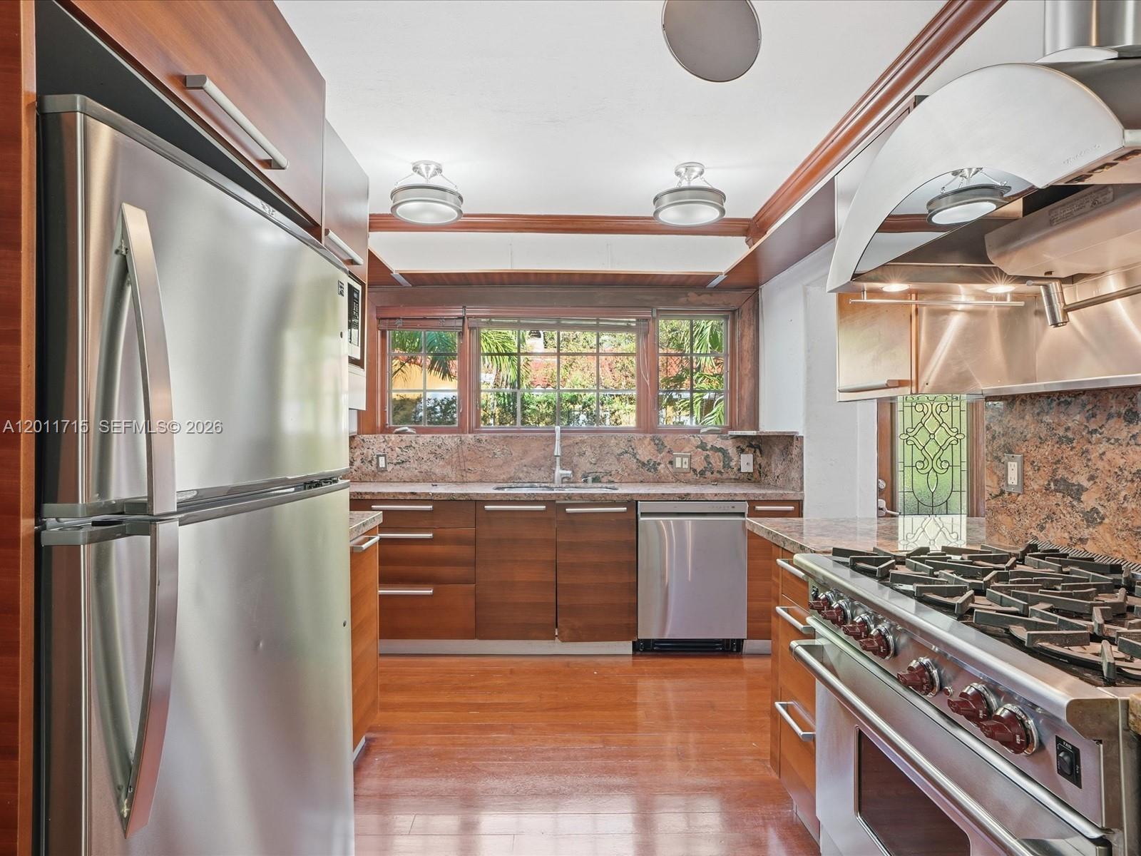 1137 Asturia Ave, Coral Gables FL 33134